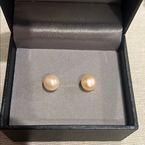 Elegant Pearl Stud Earrings